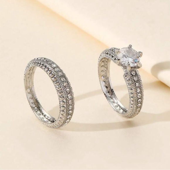 BRIDAL WEDDING ENGAGEMENT RING - Picture 3 of 4